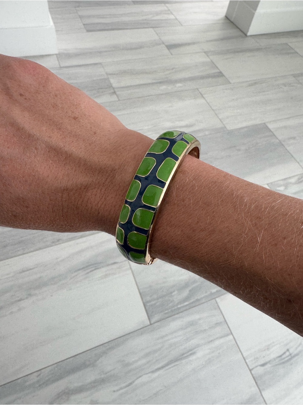 Fornash Green Enamel Patterned Bangle Bracelet - Women